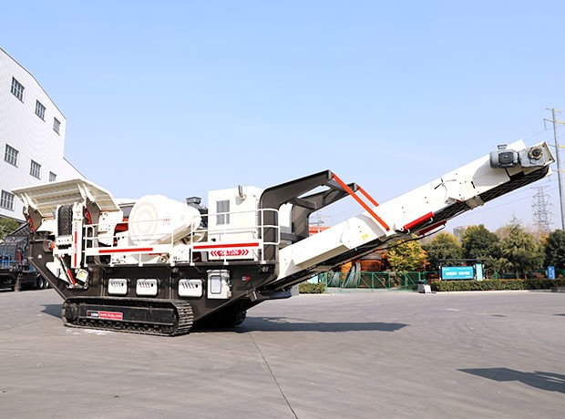 履帶式移動(dòng)破碎機(jī)